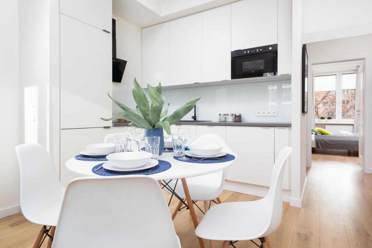 Family City Center Apartment By Renters Prestige Varşova Dış mekan fotoğraf